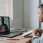 Cours liés aux systèmes informatiques / Algorithmes et programmation orientée objet, réseaux informatiques, sécurité des systèmes